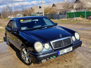 Mercedes E-Class