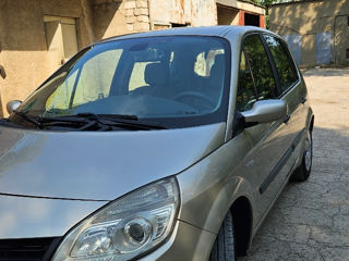 Renault Scenic foto 1