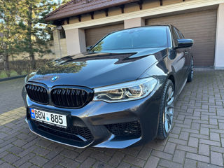 BMW 5 Series foto 4