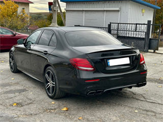 Mercedes E-Class foto 6