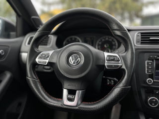 Volkswagen Jetta foto 13