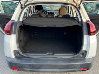 Peugeot 2008 фото 17