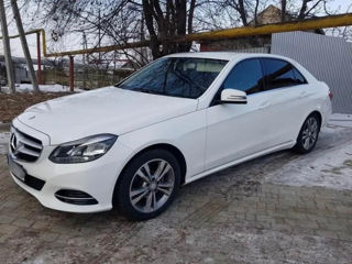 Mercedes E-Class foto 8