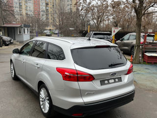 Ford Focus foto 2