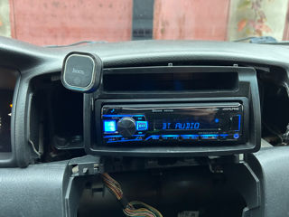 Alpine UTE-200BT фото 1