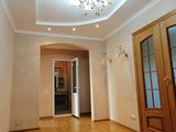 Apartament cu 3 odăi foto 1