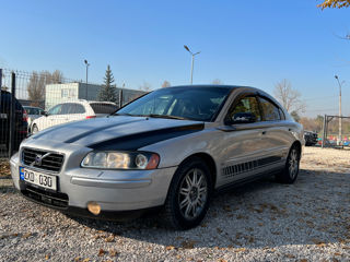 Volvo S60 foto 2