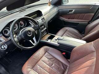 Mercedes E-Class фото 7