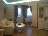 Apartament cu 2 camere, 80 m², Centru, Chișinău