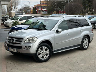 Mercedes GL-Class