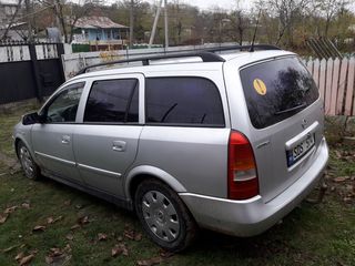 Opel Astra foto 1