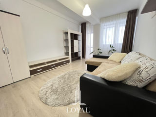 Apartament cu 2 camere, 62 m², Centru, Chișinău foto 2