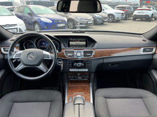 Mercedes E-Class foto 8