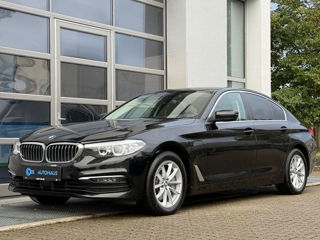 BMW 5 Series foto 1