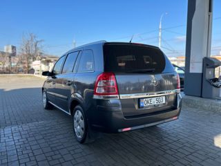 Opel Zafira foto 4