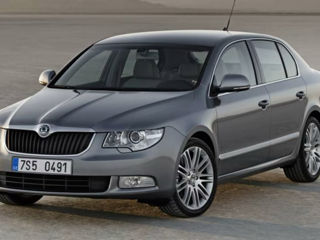 Dezmembrez Skoda Superb foto 2