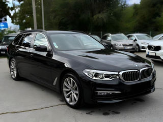 BMW 5 Series foto 1