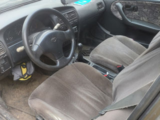 Nissan Primera foto 6