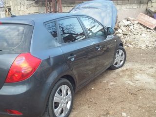 Kia Ceed 2008 Piese foto 4