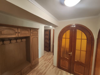 Apartament cu 2 camere, 58 m², Botanica, Chișinău