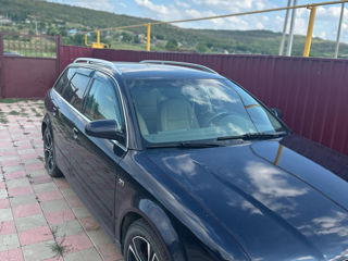 Audi A4 foto 2