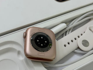 Apple watch 10 42mm rose gold , tot setul , baterie 100%  foto 2