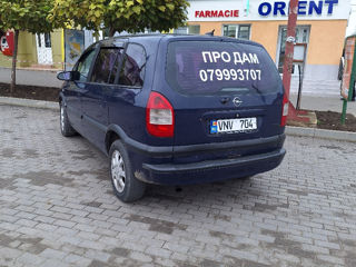 Opel Zafira foto 6