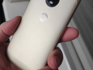 Vînd Motorola G5 ideal ca nou 16 GB Android 8 foto 3