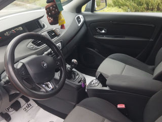 Renault Grand Scenic foto 6