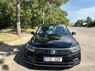 Volkswagen Passat foto 2