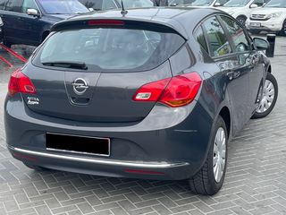 Opel Astra foto 4