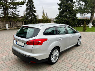 Ford Focus foto 6