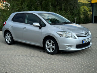 Toyota Auris foto 2