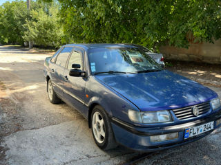 Volkswagen Passat foto 4