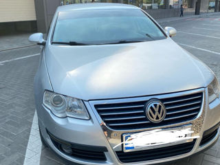 Volkswagen Passat foto 1