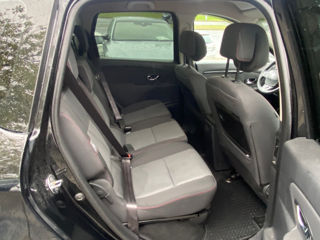 Renault Scenic foto 16