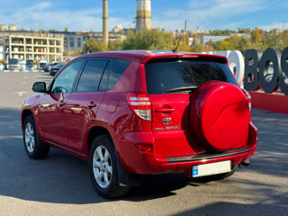 Toyota Rav 4 foto 7