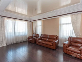 Apartament cu 2 camere, 120 m², Centru, Chișinău