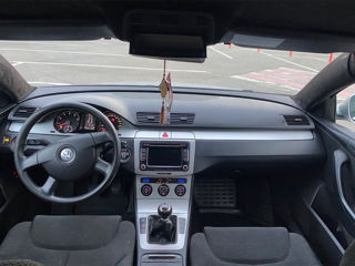 Volkswagen Passat foto 2