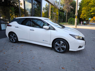 Nissan Leaf foto 2