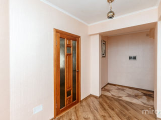 Apartament cu 3 camere, 85 m², Botanica, Chișinău foto 13