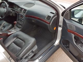 Volvo S80 foto 9