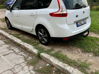 Renault Grand Scenic foto 3