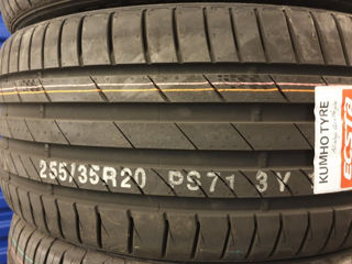 255/35 R20 Kumho. Лето. Доставка!