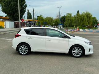 Toyota Auris foto 6