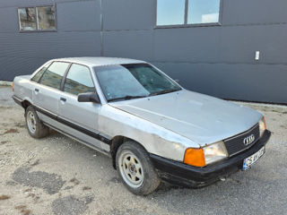 Audi 100 foto 6