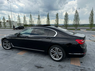 BMW 7 Series foto 5