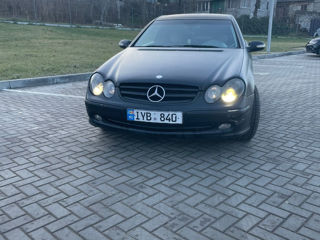 Mercedes CLK-Class foto 2