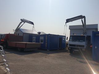 transport cu manipulator încărcarea descarcarea mărfurilor фото 5