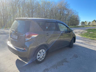 Toyota Verso-S foto 4